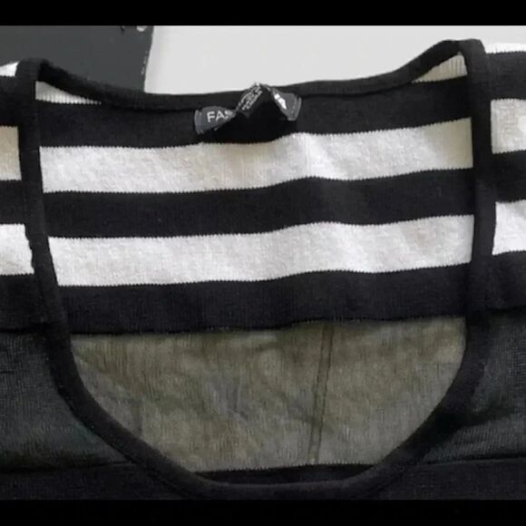 Fashion Nova Maxi dress - Picture 4 of 9